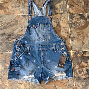 No Boundaries Star Print Denim Short Overalls in Blue